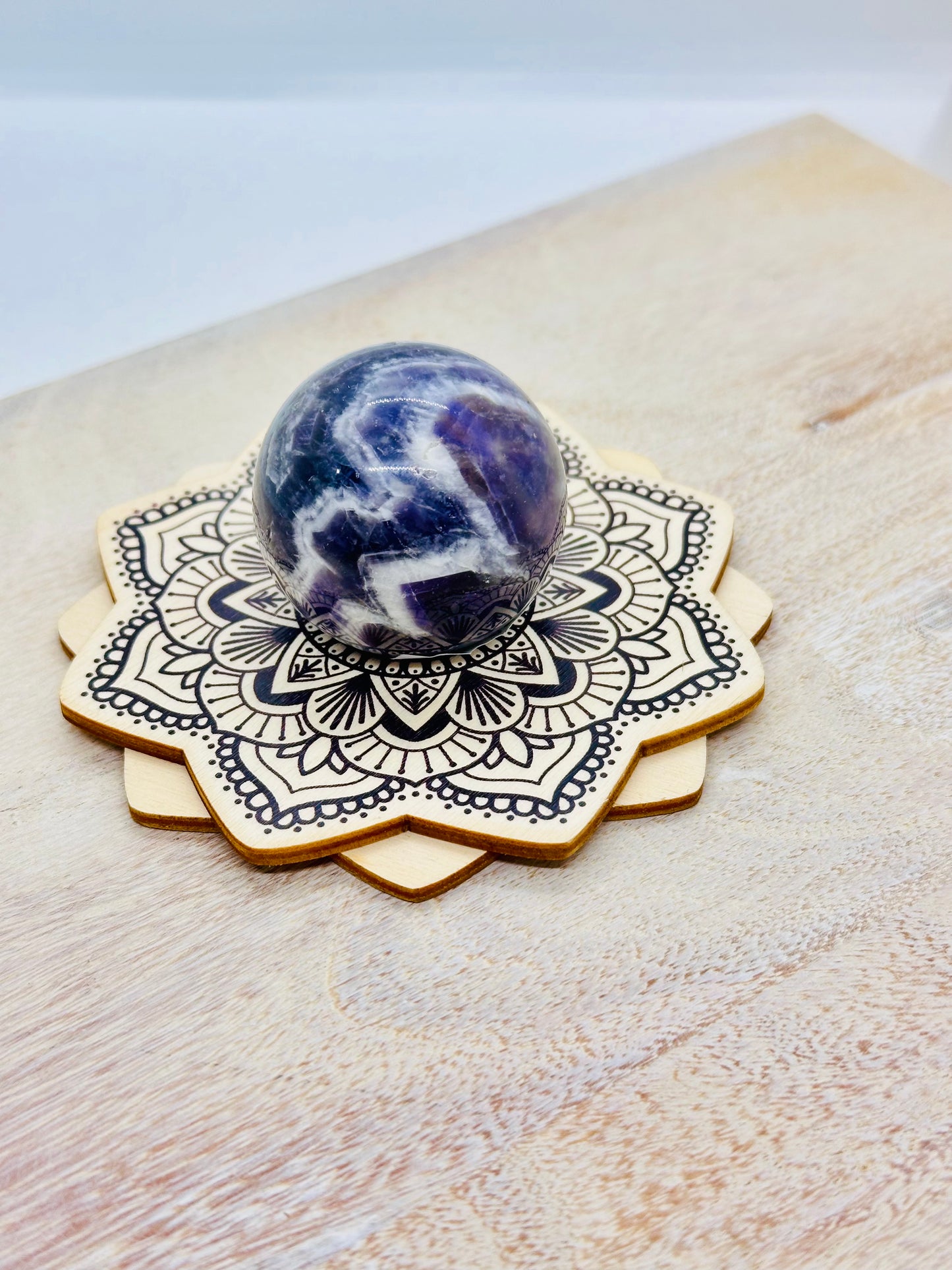 Mandala Sphere Holder Wooden