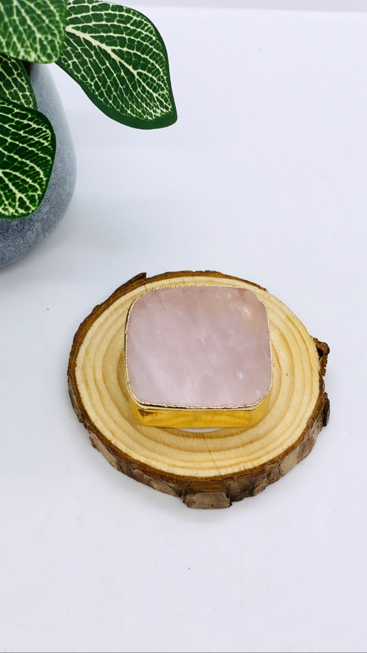 Rose Quartz Pop-socket