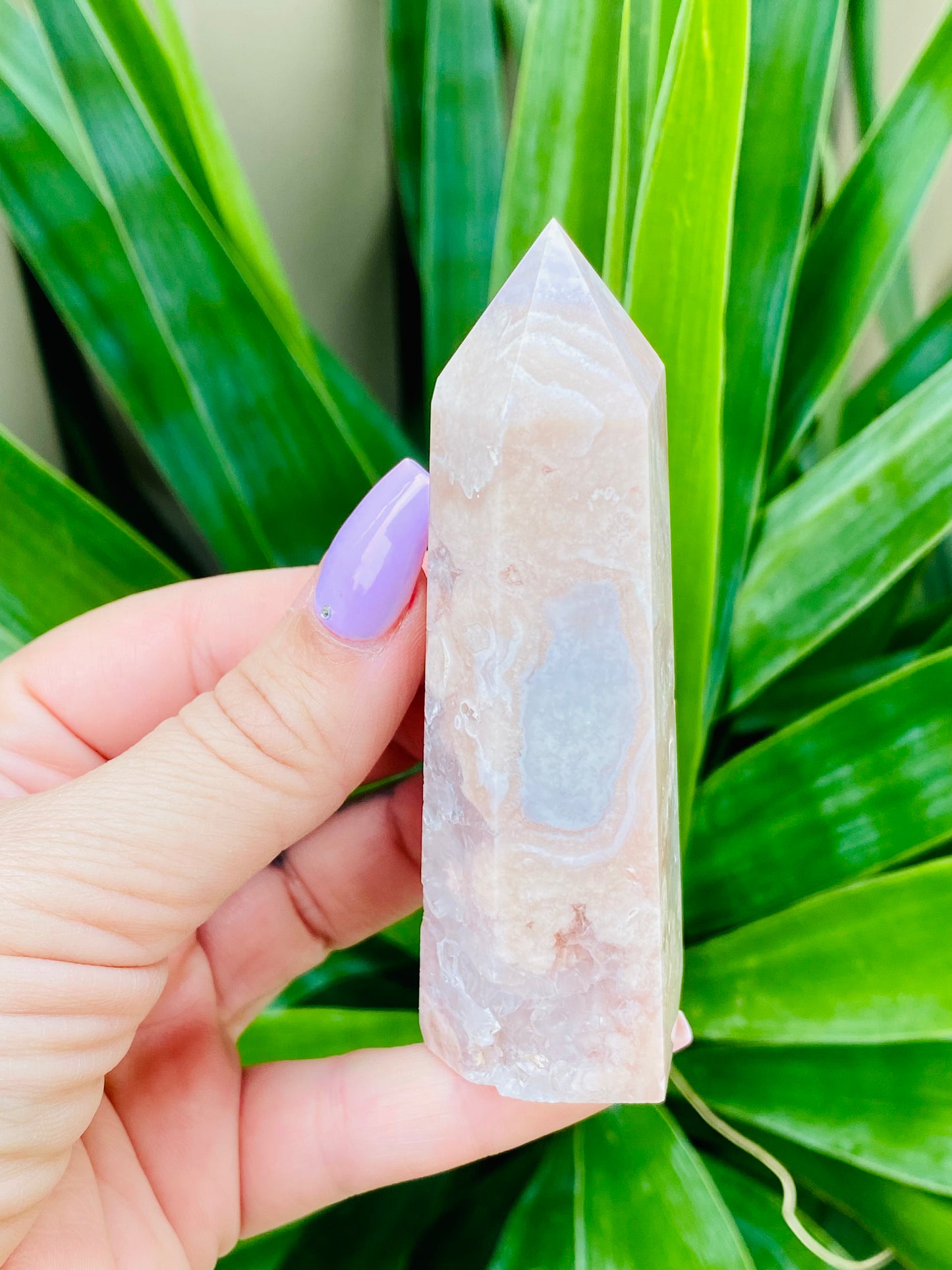 Flower Agate Point