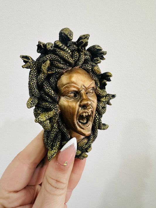 Medusa Head Green