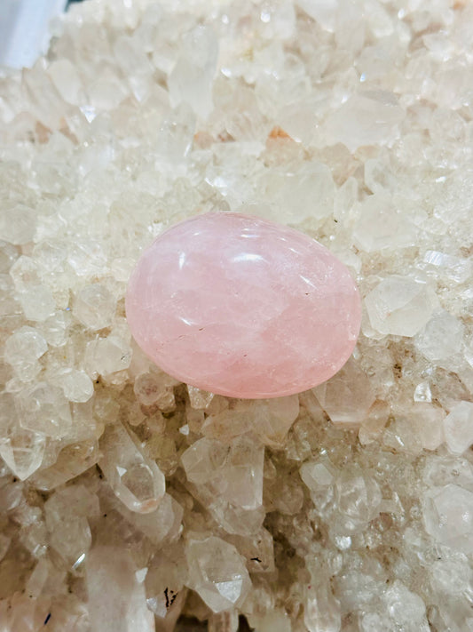Rose Quartz Palm large